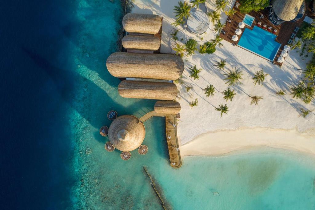 Отзывы туристов, Outrigger Maldives Maafushivaru Resort