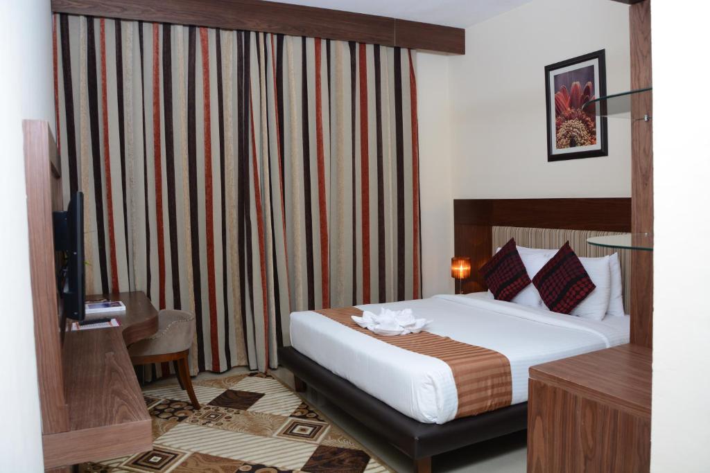 Aryana Hotel, Шарджа ціни
