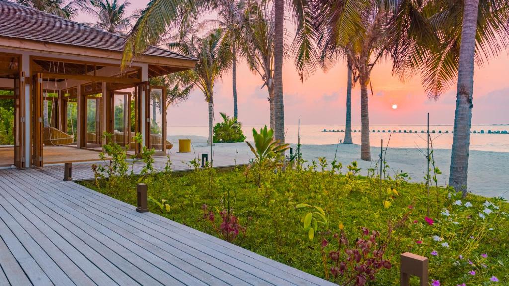 Atol Laviani, Innahura Maldives Resort, 3