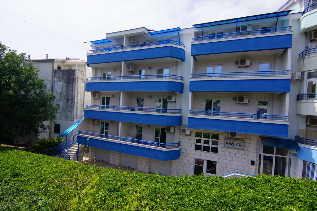 Отель, Черногория, Бечичи, Apartments Blue Palace