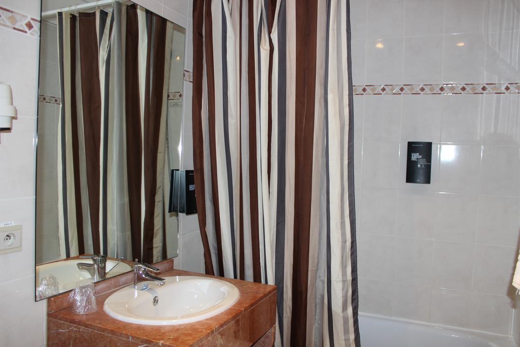 Hot tours in Hotel Floris Arlequin Grand-Place