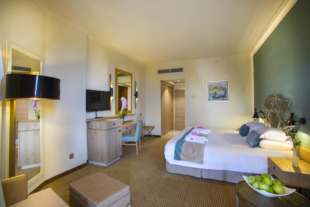 Grand Resort Hotel, Limassol prices