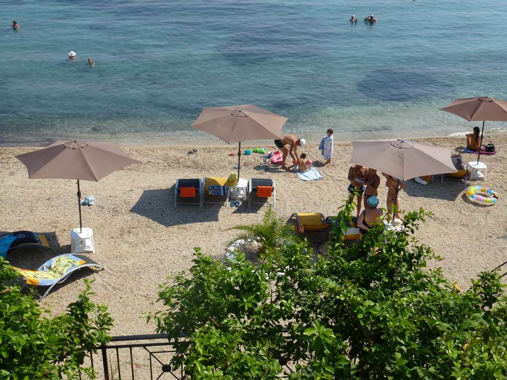 Гарячі тури в готель Galini Sea Apartments