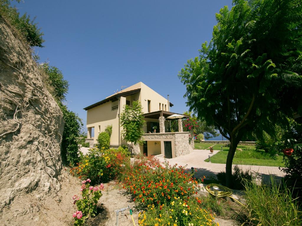 Відпочинок в готелі Villa Russelia Родос (Егейське узбережжя)