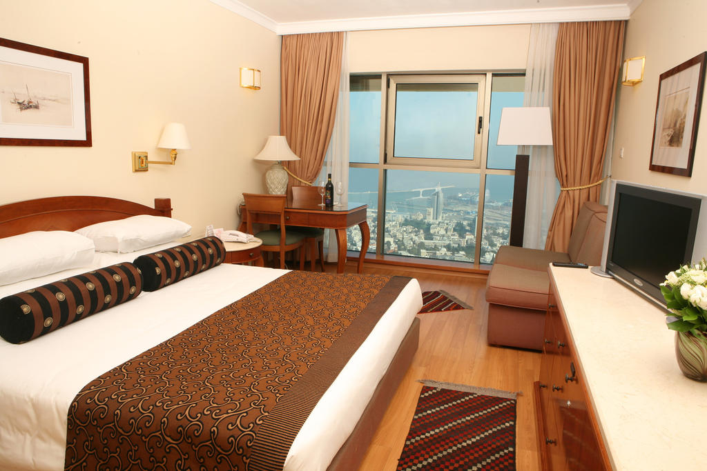 Горящие туры в отель Crowne Plaza Haifa Хайфа