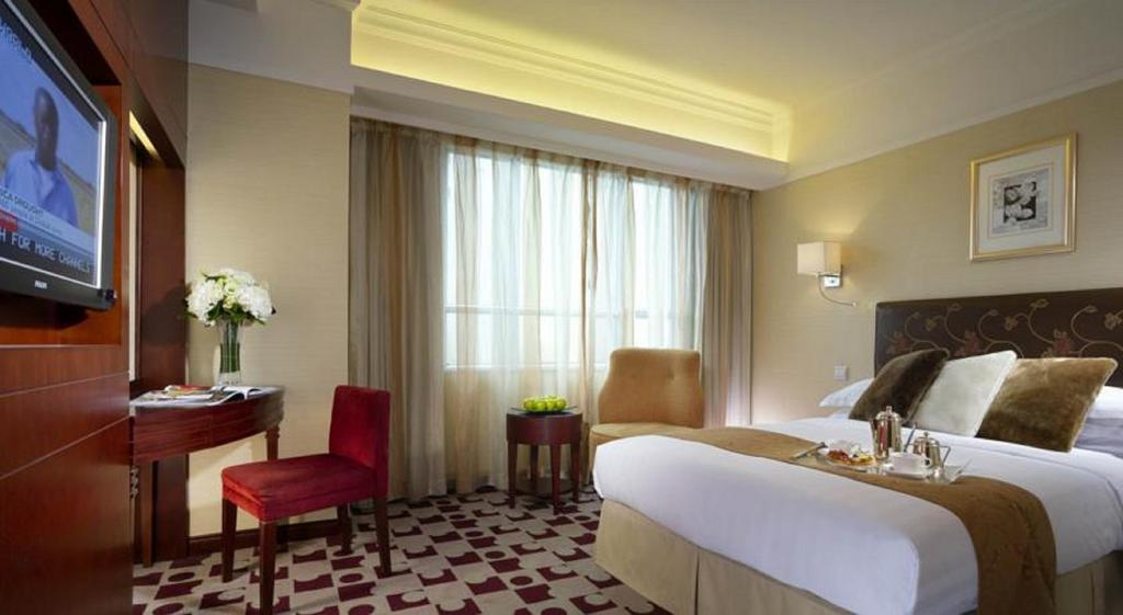 Горящие туры в отель Gdh Hotel  (Guangdong Hotel Hong Kong)