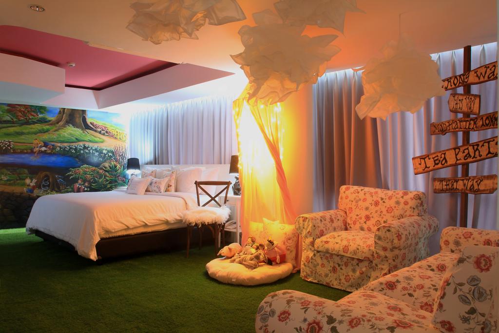 Отдых в отеле Berry Glee Hotel Бали (курорт) Индонезия