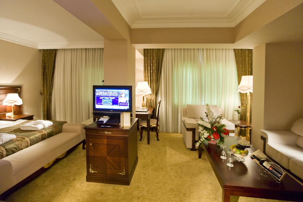 Горящие туры в отель Latanya Palm Hotel