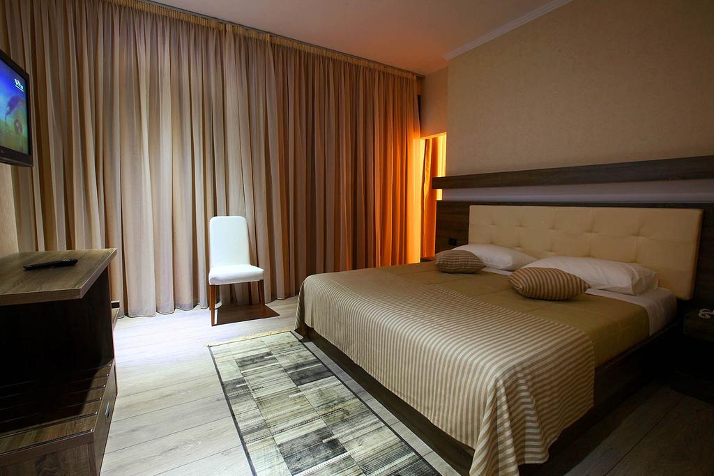 Partner Hotel Албанія ціни