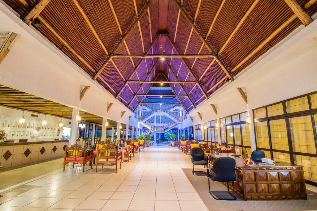 Туры в отель Travellers Beach Hotel & Club Момбаса Кения