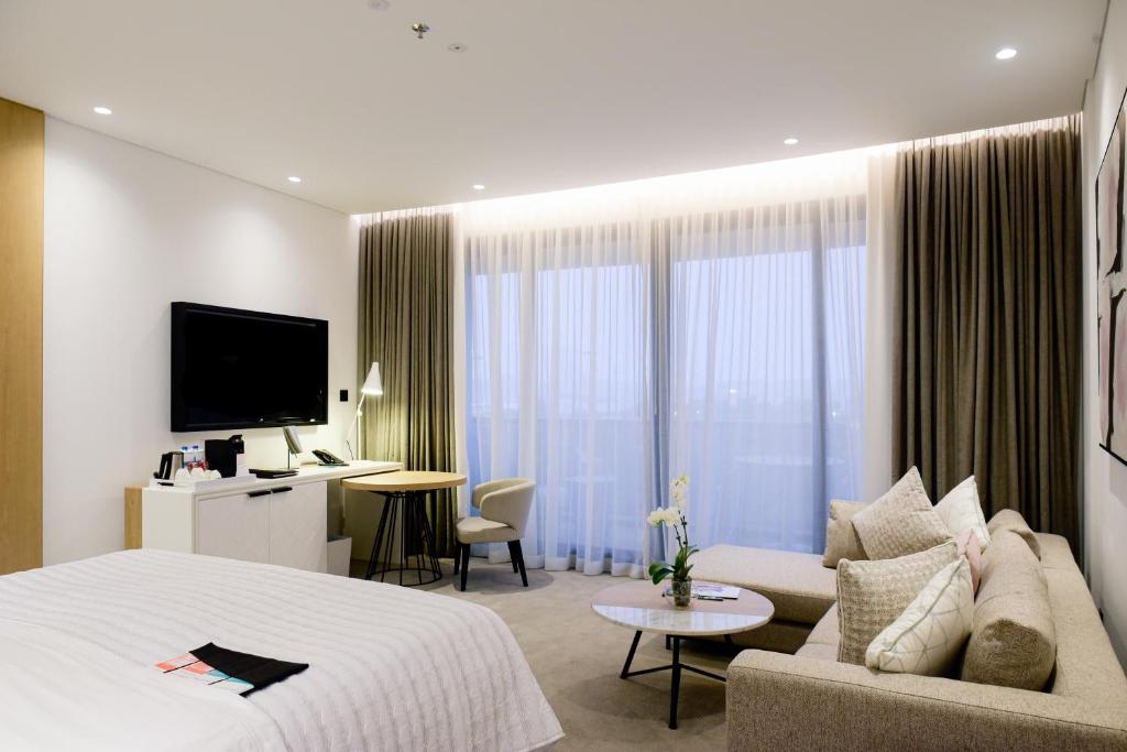 Готель, 5, Le Royal Meridien Beach Resort & Spa Dubai
