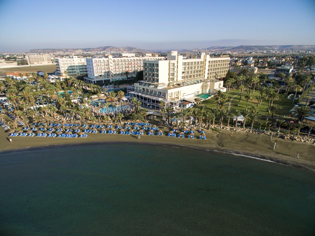 Hotel rest Golden Bay Beach Larnaca
