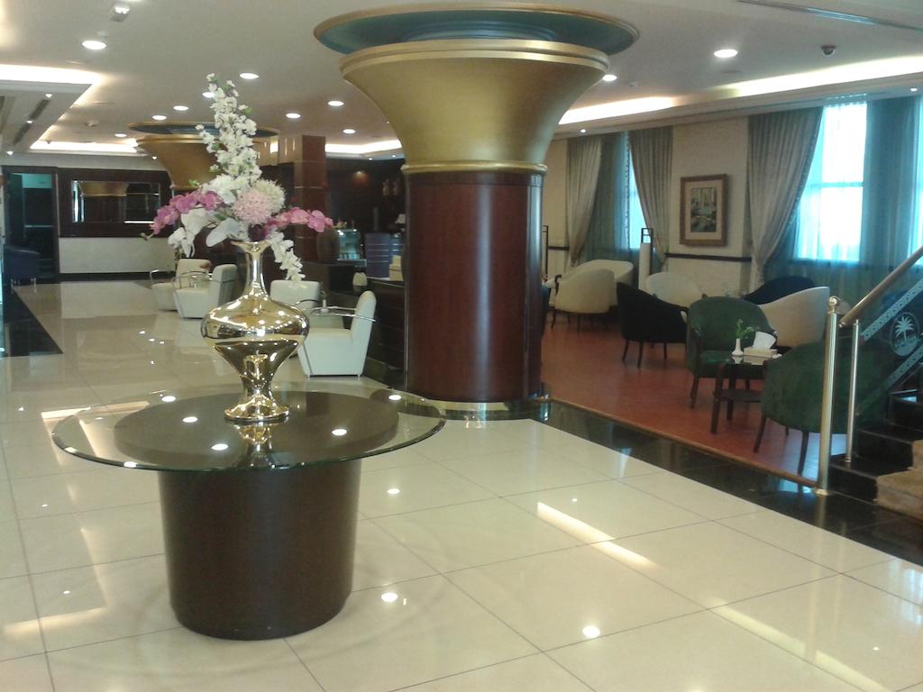Фото готелю Zamzam Towers Hotel