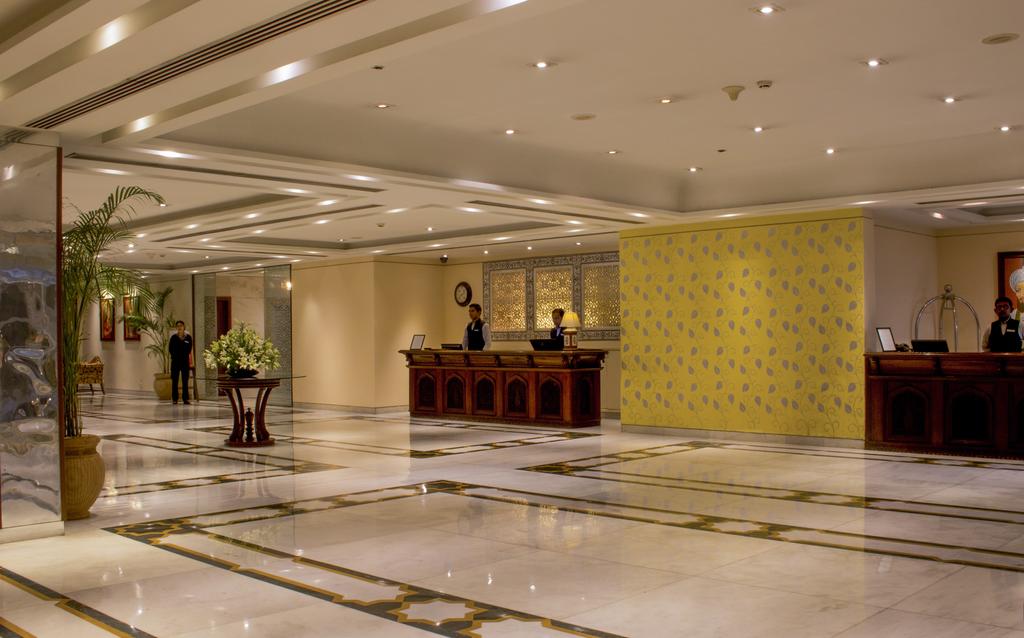 Фото отеля The Gateway Hotel fatehabad Road