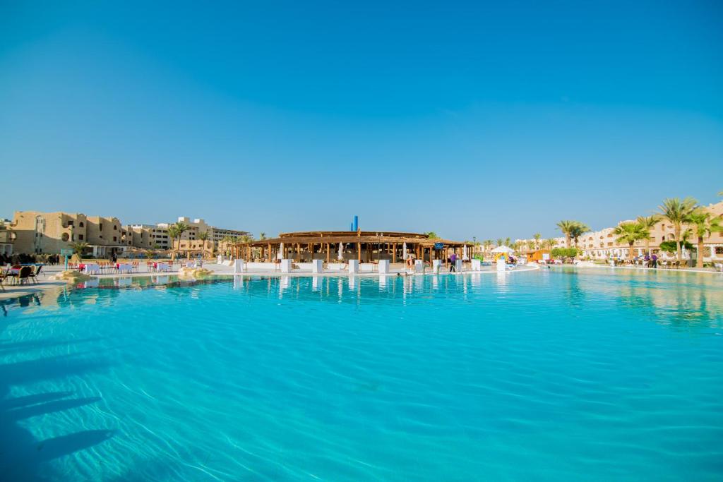 Royal Lagoons Resort and Aqua Park, Hurghada