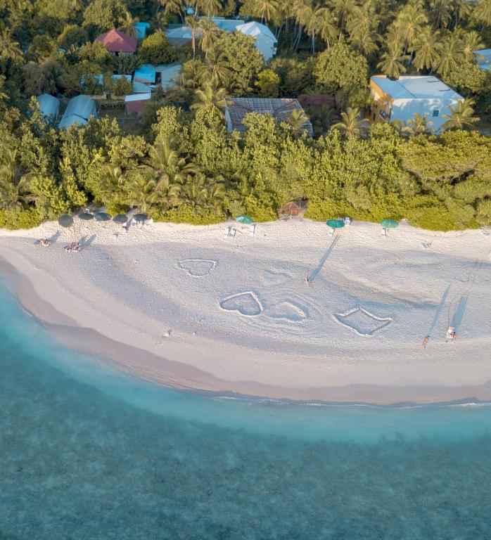 Hotel rest West Sands Ukulhas North Ari Atoll