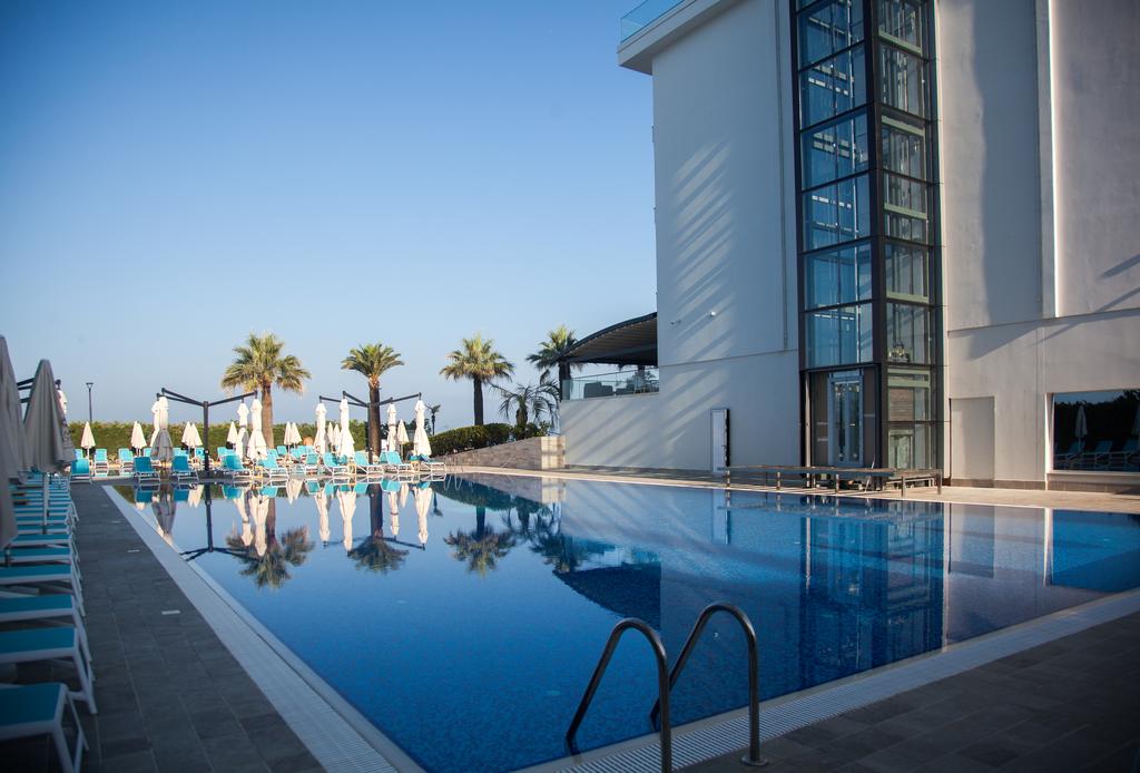 Горящие туры в отель Premium Beach Hotel Дуррес