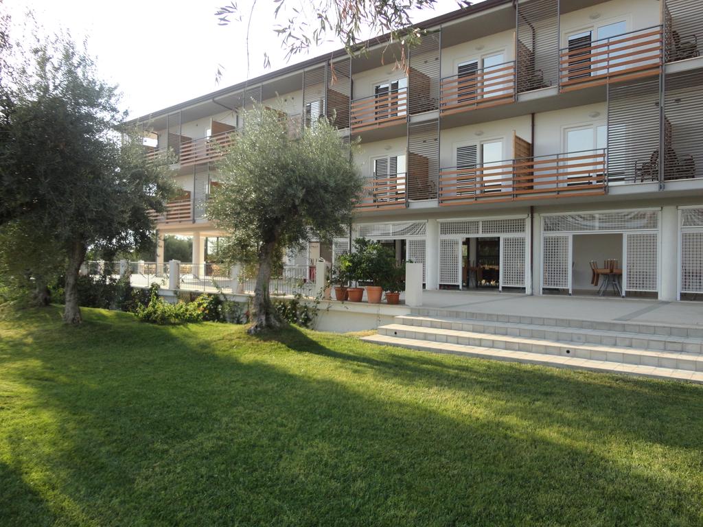 Горящие туры в отель Elaia Garden Hotel (Sperlonga) Сперлонга Италия