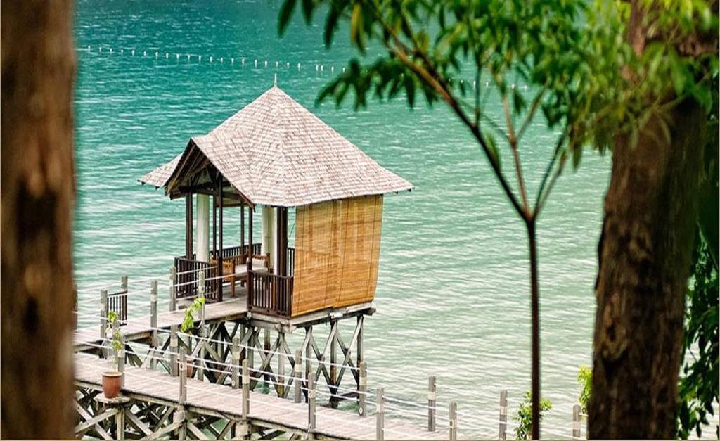 Борнео (Калімантан) Bunga Raya Island Resort