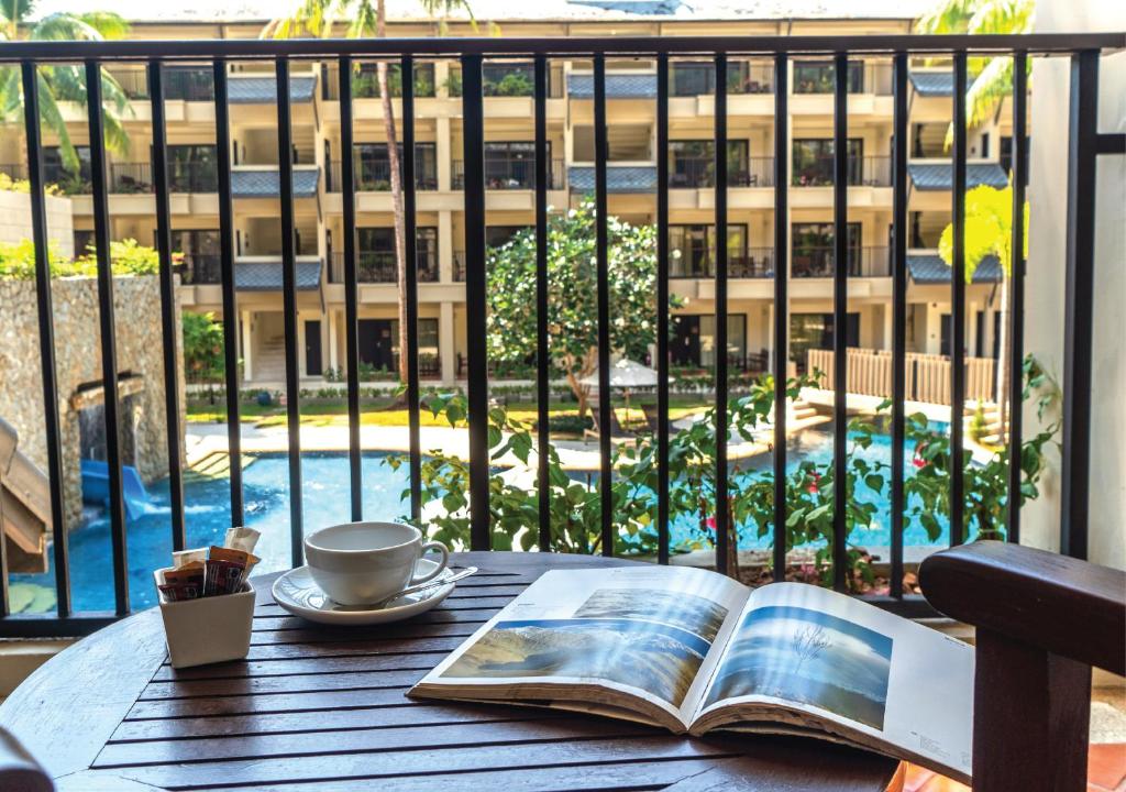 Отзывы гостей отеля Radisson Resort & Suites Phuket (ex Swissotel Suites Kamala)