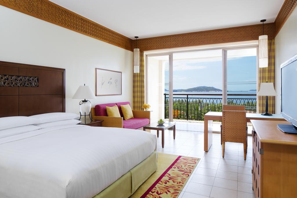 Горящие туры в отель Sanya Marriott Yalong Bay Resort & Spa Санья