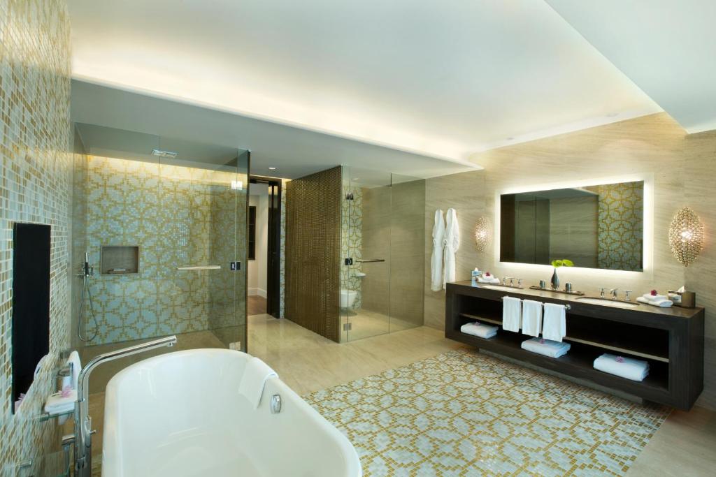 Отдых в отеле Millennium Al Rawdah Hotel (ex. Hilton Capital Grand)