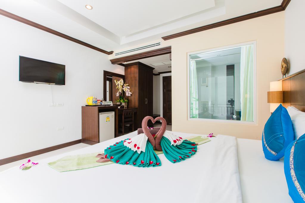Горящие туры в отель Azure Bangla Phuket (ex. Rcb Patong Hotel) Пхукет