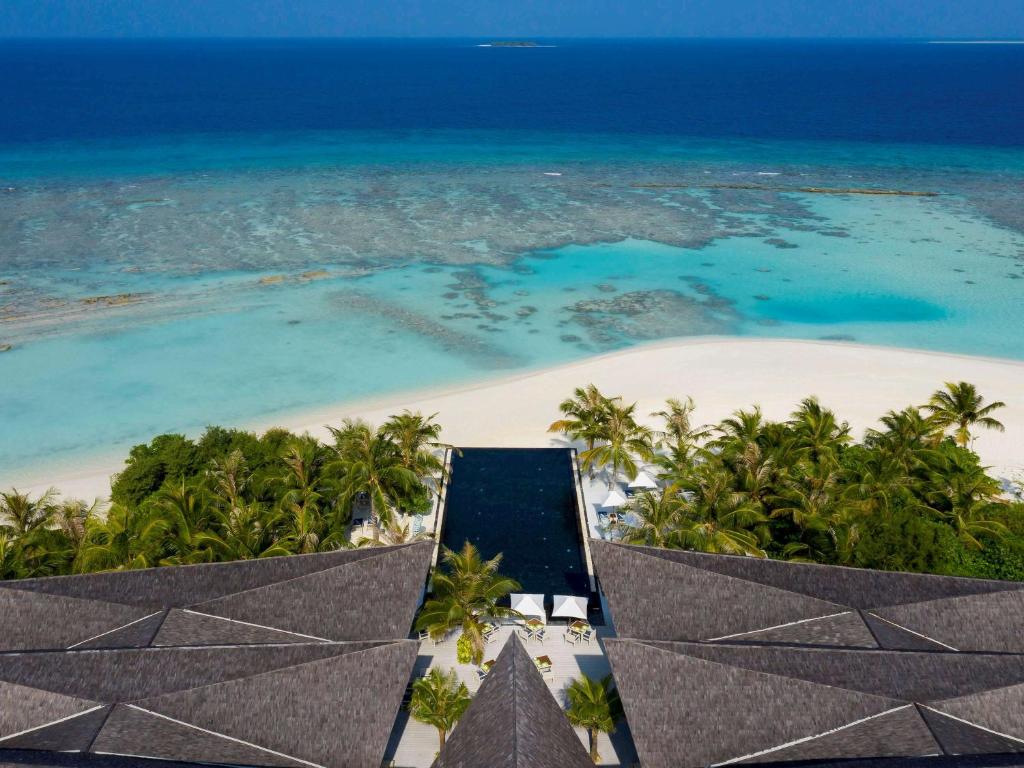 Hotel reviews, Movenpick Resort Kuredhivaru Maldives