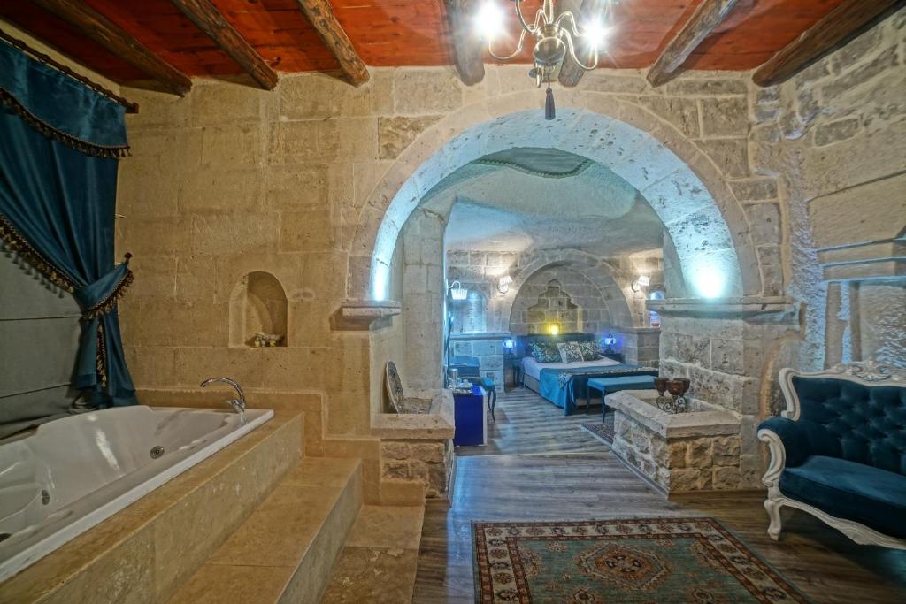 Mimi Cappadocia Hotel, Учисар цены