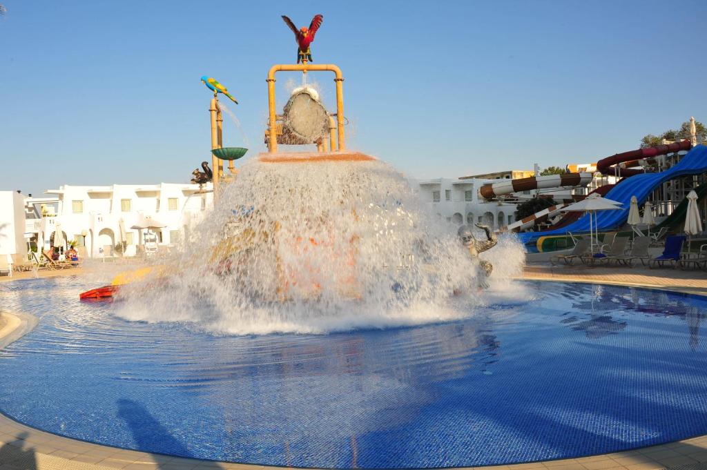 Горящие туры в отель Hotel Creta Princess Aquapark & Spa (ex. Louis Creta Princess Aquapark & Spa) Ханья