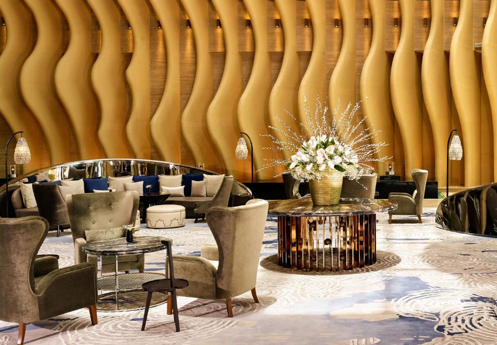 Grand Hyatt Abu Dhabi Hotel & Residences Emirates Pearl, Абу-Даби цены