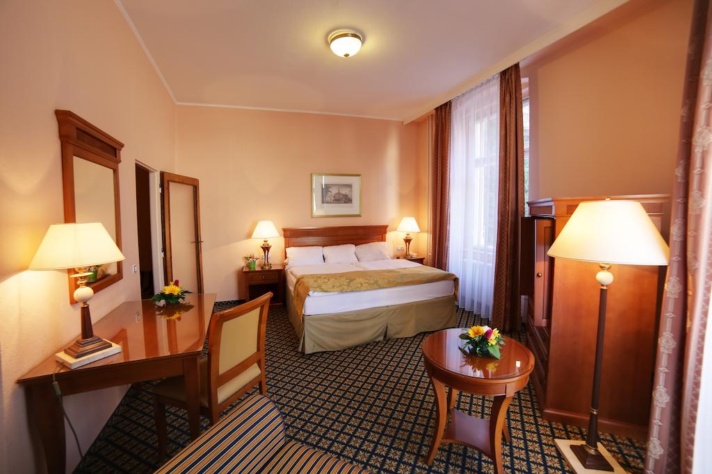 Hotel, Karlovy Vary, Czech Republic, Villa Lauretta