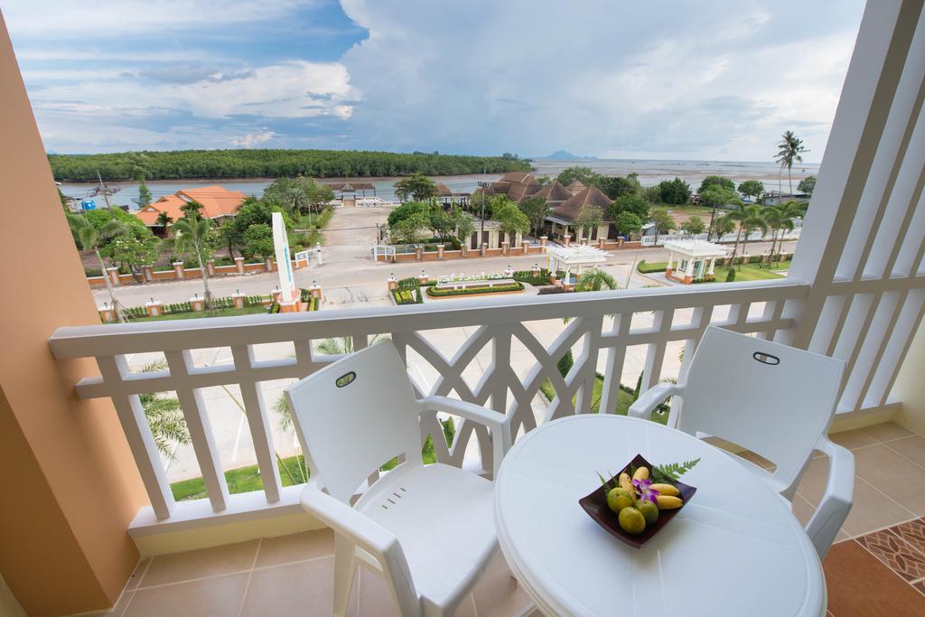 Krabi Front Bay Resort, фото отеля 63