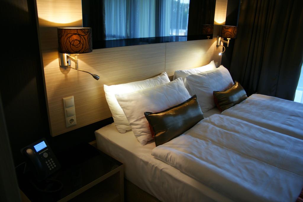Hotel Azur Premium, Шиофок цены