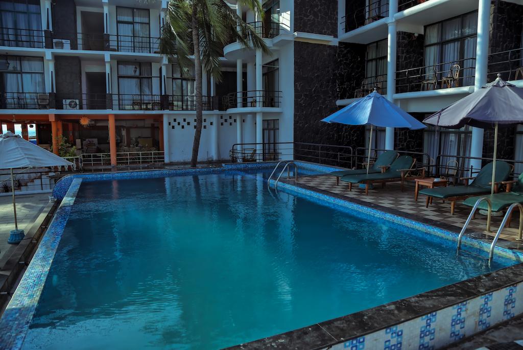 Hotel Neelakanta, Ковалам, Индия, фотографии туров