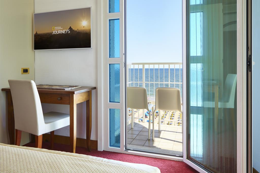 Termini Beach Hotel & Suites, Лидо-ди-Езоло, Италия, фотографии туров