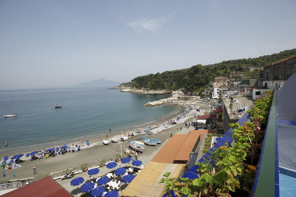 Отдых в отеле Baia Di Puolo (Marina Di Puolo) Неаполитанский залив Италия