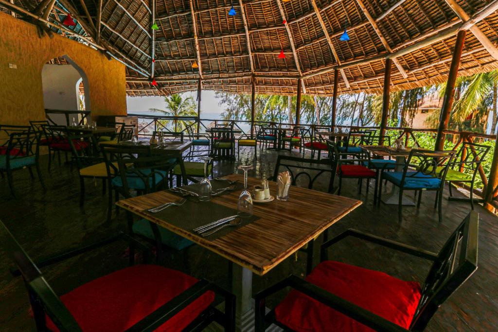 Гарячі тури в готель Kae Beach Zanzibar Resort Мічамві