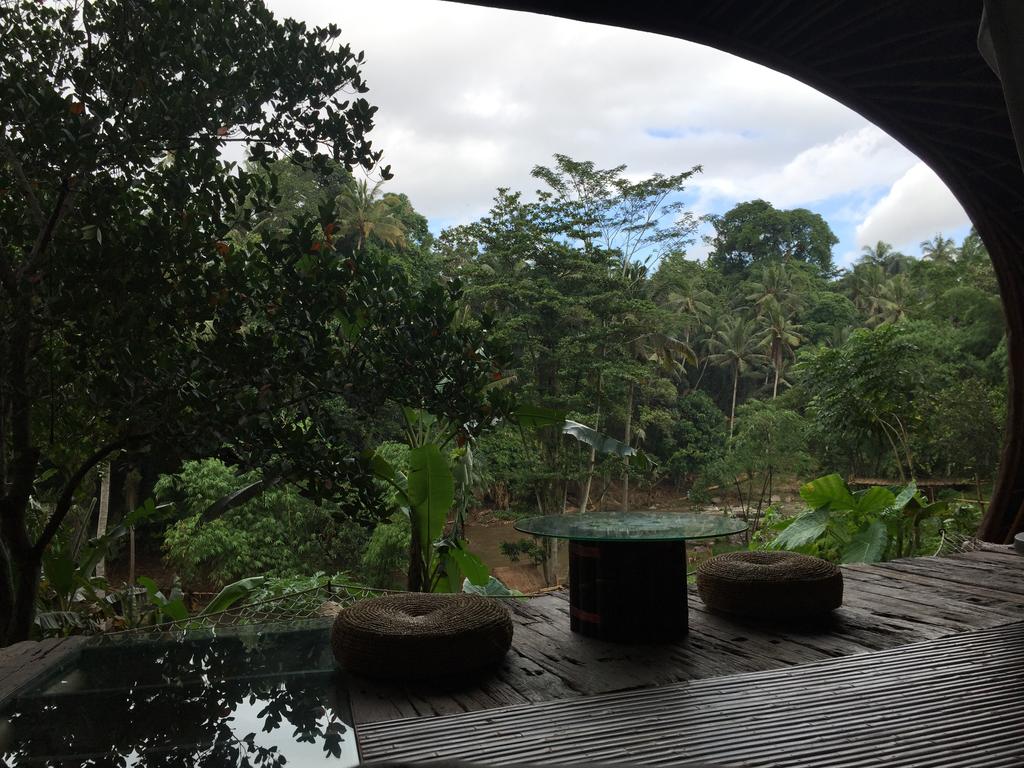 Відпочинок в готелі Bambu Indah Villa Ubud