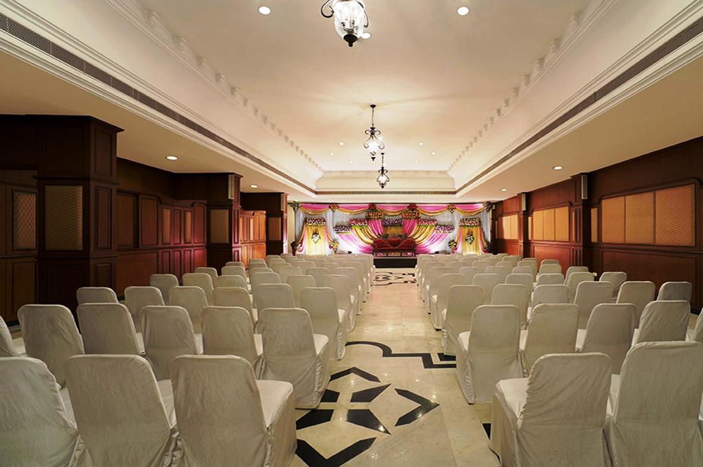 Radha Regent - A Sarovar Hotel, Chennai, Ченнаї, фотографії турів