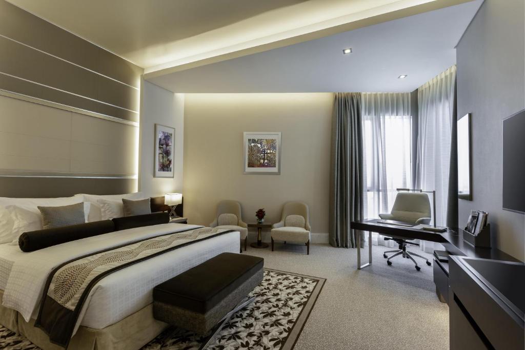 Дубай (город) Grand Millennium Hotel Business Bay цены