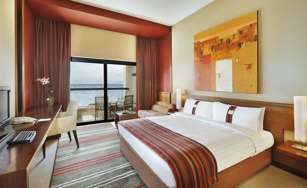 Отель, Holiday Inn Dead Sea