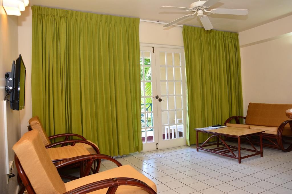 Горящие туры в отель El Greco Resort Монтего-Бэй Ямайка