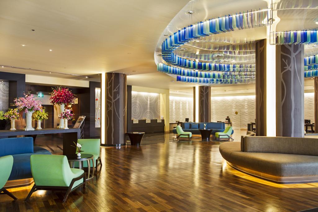 Фото отеля Holiday Inn Phuket