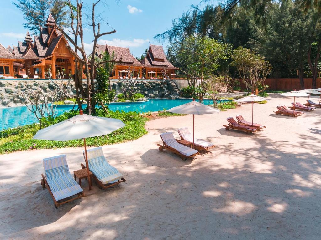 Цены в отеле Santhiya Phuket Natai Resort & Spa