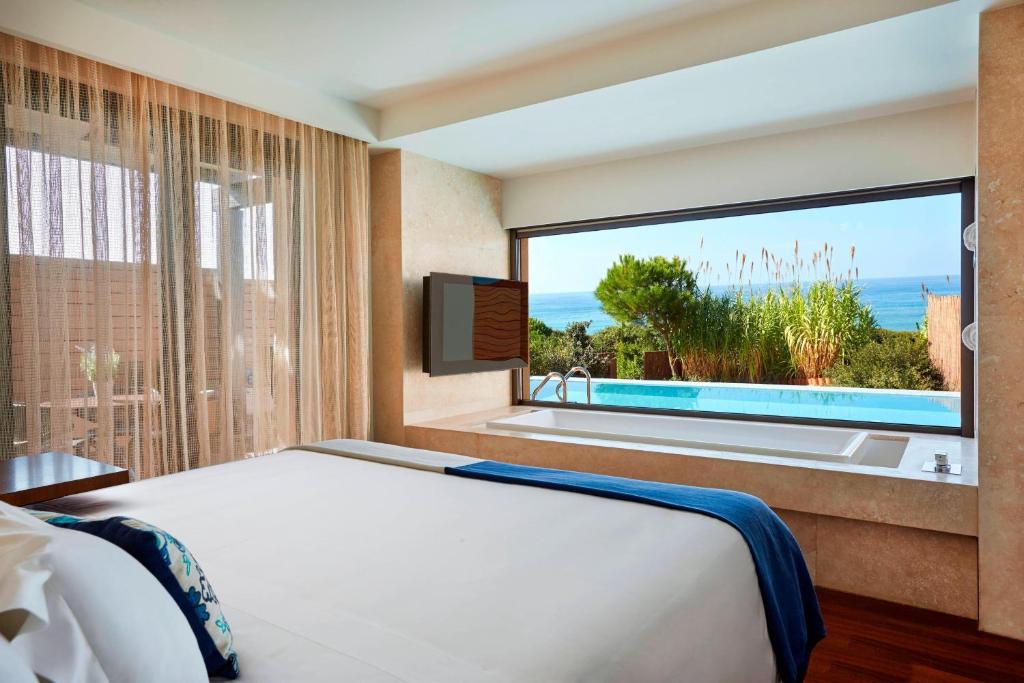 Отзывы про отдых в отеле, The Romanos, A luxury Collection Resort