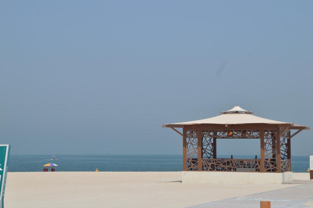 Готель, Beach Walk Hotel - Jumeriah