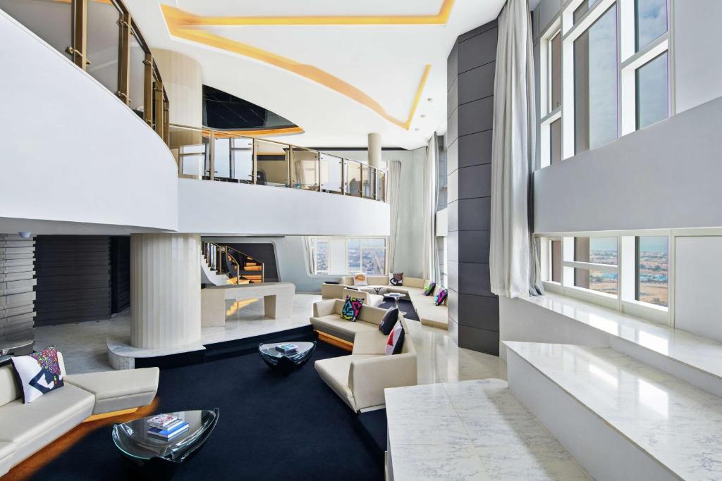 Отзывы туристов, V Hotel Dubai, Curio Collection by Hilton