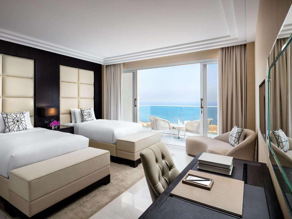 Отель, 5, Fairmont Fujairah Beach Resort