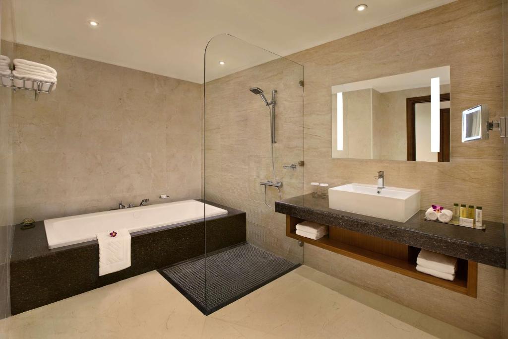 Туры в отель Doubletree by Hilton Resort & Spa Marjan Island Рас-эль-Хайма ОАЭ